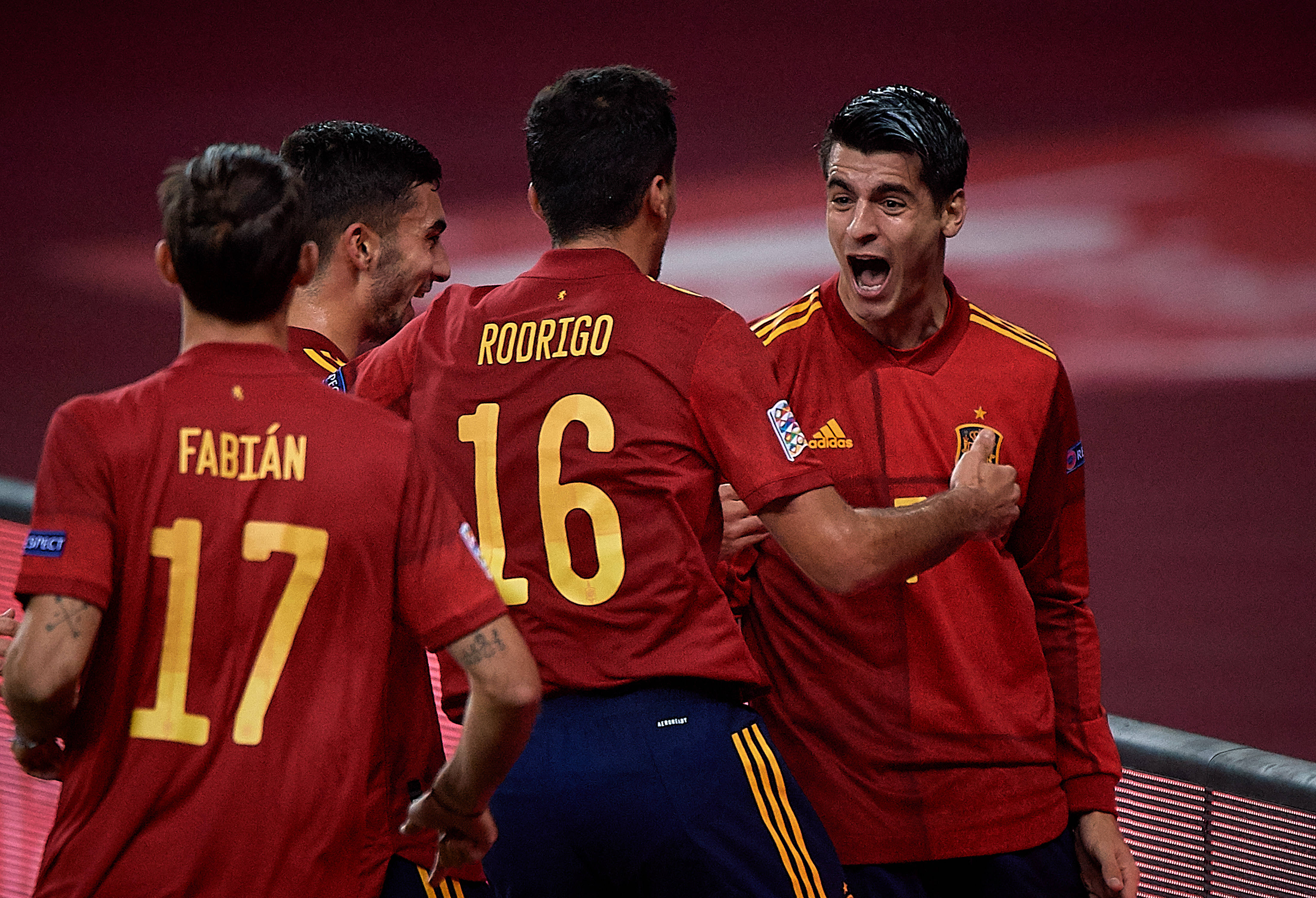 欧预赛球队排名瞬息万变