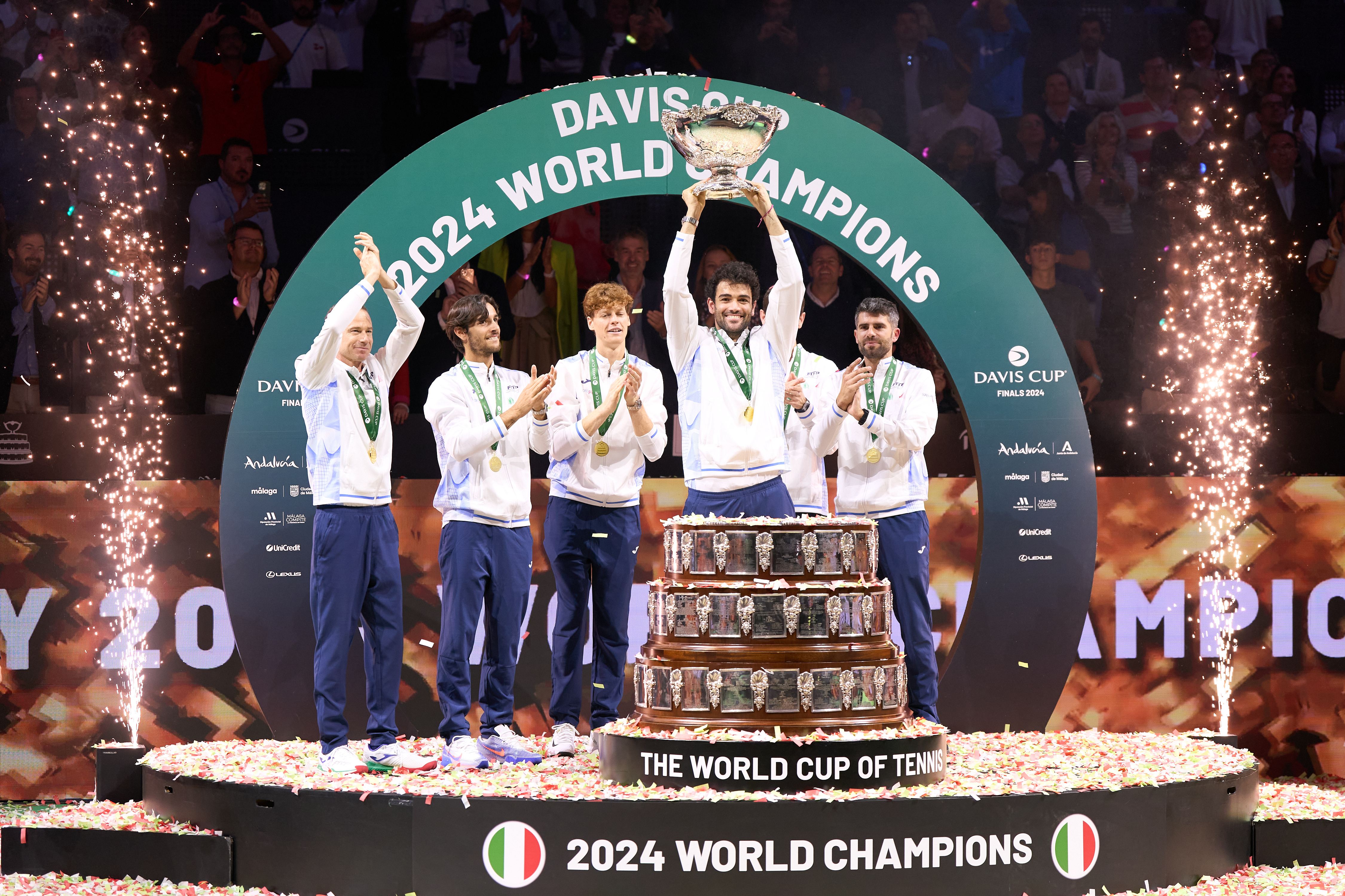 意大利迎战瑞士,赛场气氛紧张 意大利迎战瑞士,赛场气氛紧张